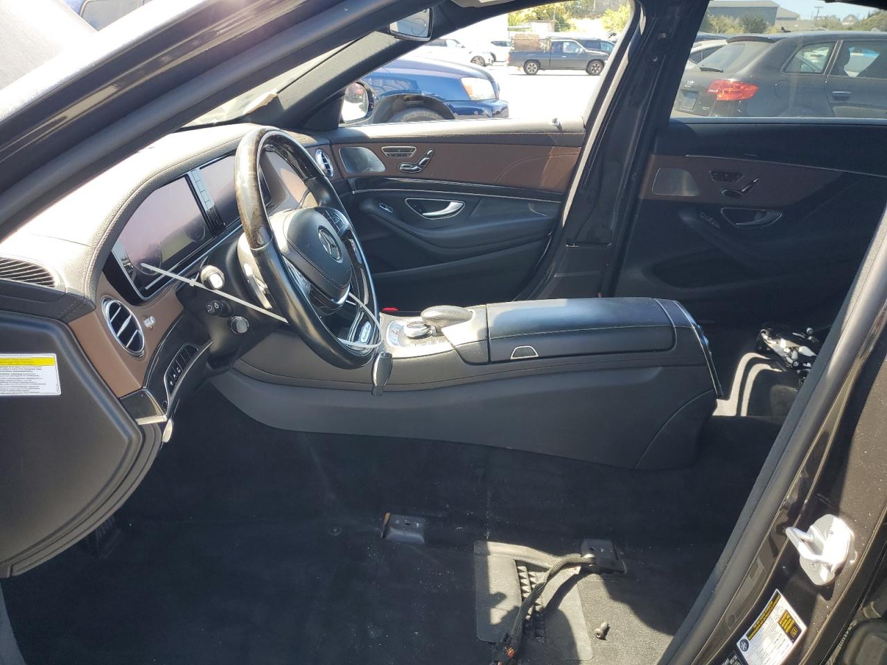 2014 Mercedes-Benz S 550 VIN: WDDUG8CB8EA006984 Lot: 62723035