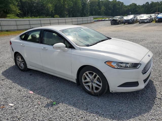  FORD FUSION 2016 Biały