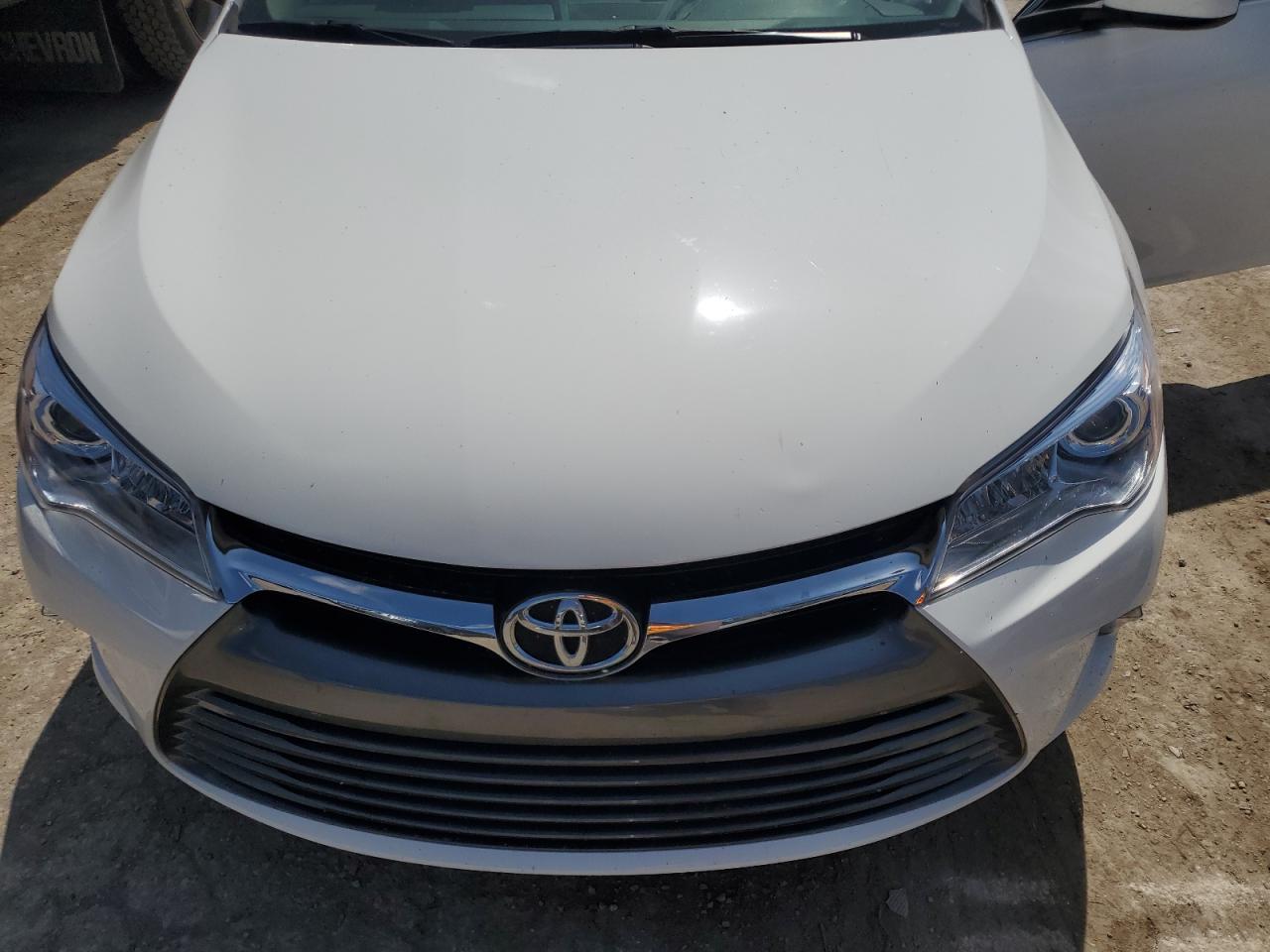 2017 Toyota Camry Le VIN: 4T1BF1FK5HU664431 Lot: 63665275