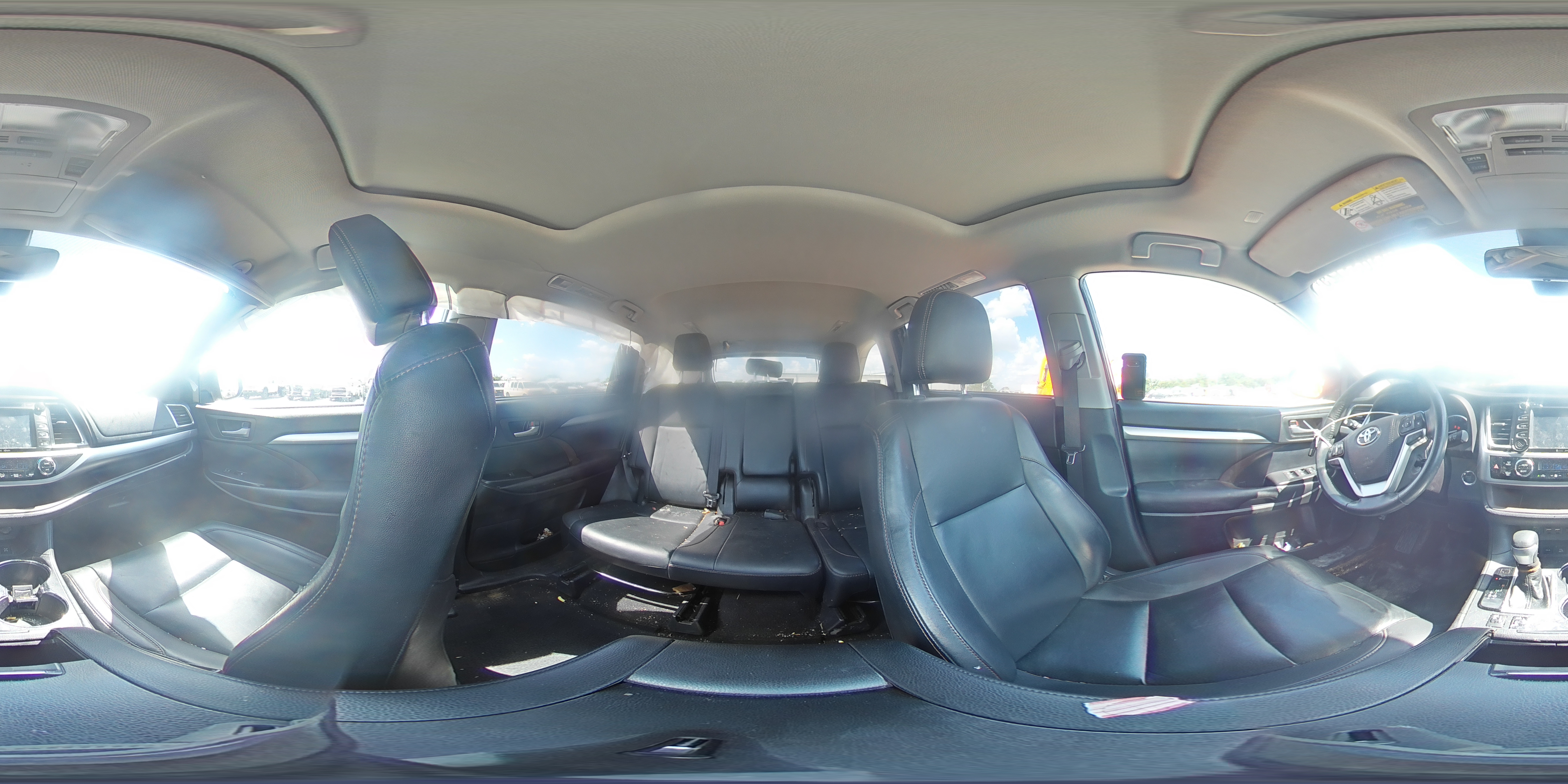 2019 Toyota Highlander Se VIN: 5TDJZRFHXKS927115 Lot: 63633725