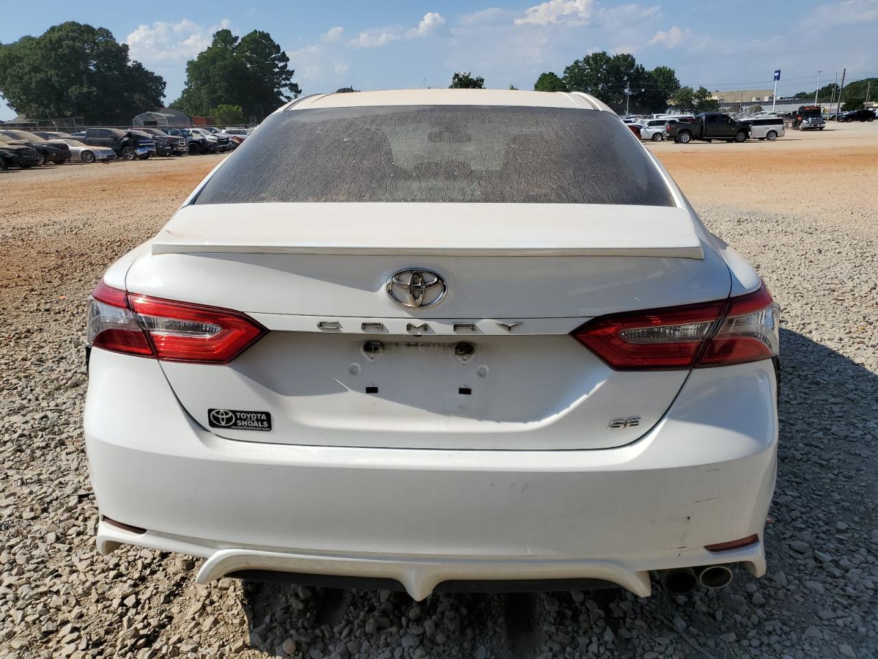 2018 Toyota Camry L VIN: 4T1B11HK1JU551139 Lot: 60458065