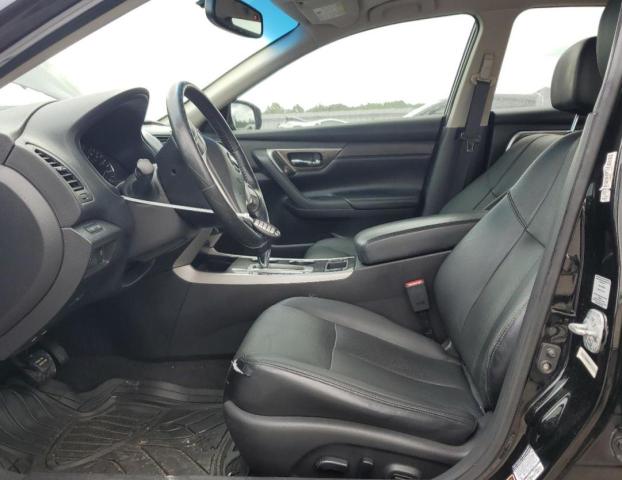 Sedans NISSAN ALTIMA 2014 Czarny