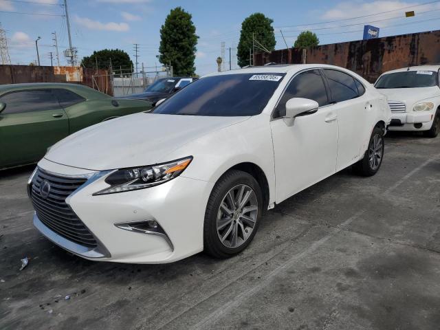  LEXUS ES300 2018 Белы