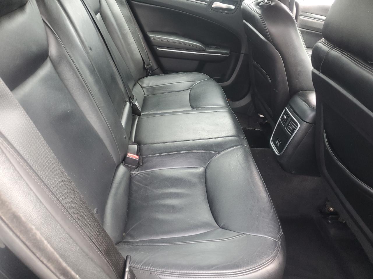 2018 Chrysler 300 Touring VIN: 2C3CCARG5JH269199 Lot: 67134555