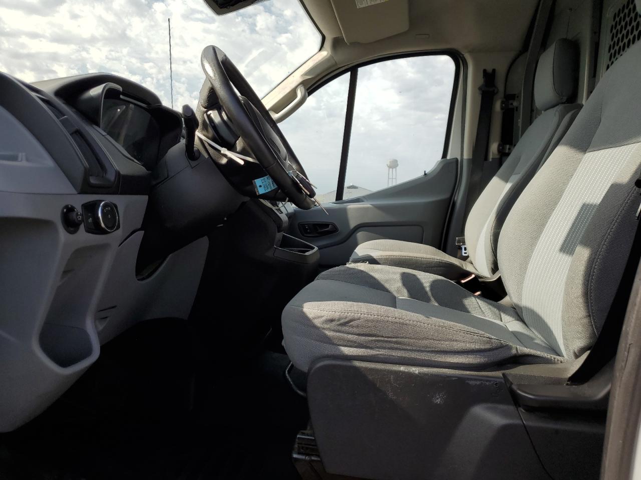 2016 Ford Transit T-250 VIN: 1FTYR2YM2GKA95283 Lot: 94004185