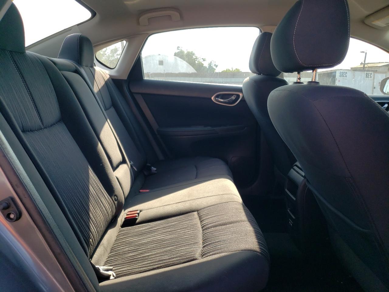 2018 Nissan Sentra S VIN: 3N1AB7AP6JL622676 Lot: 65043165