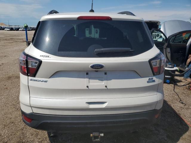  FORD ESCAPE 2017 Белы