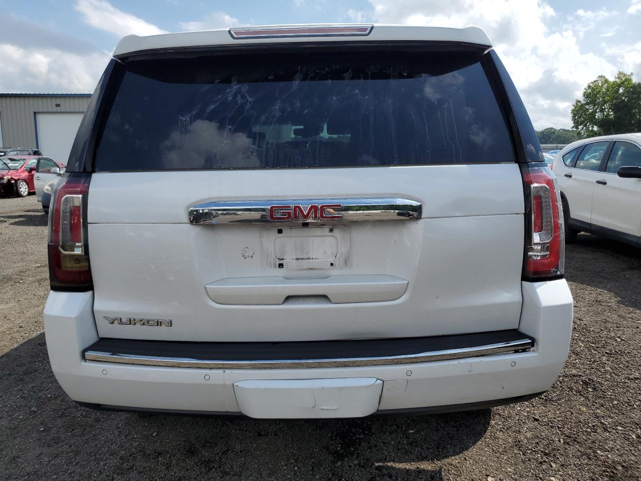 2019 GMC Yukon Denali VIN: 1GKS2CKJ2KR407301 Lot: 64292375