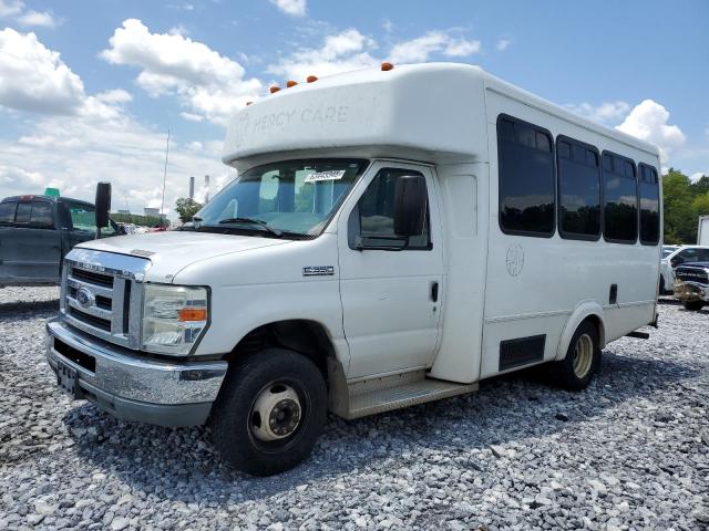 2012 Ford Econoline E350 Super Duty Cutaway Van