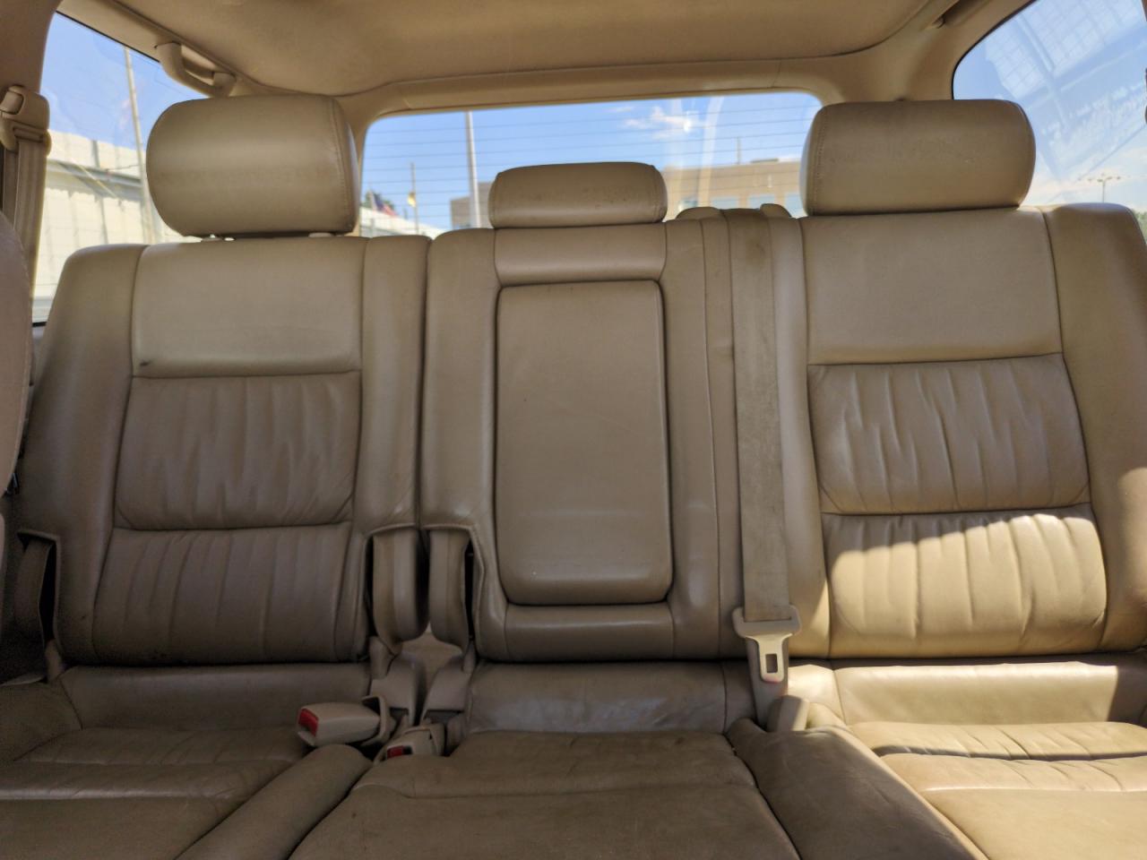 2000 Toyota Land Cruiser VIN: JT3HT05J8Y0099744 Lot: 64697595