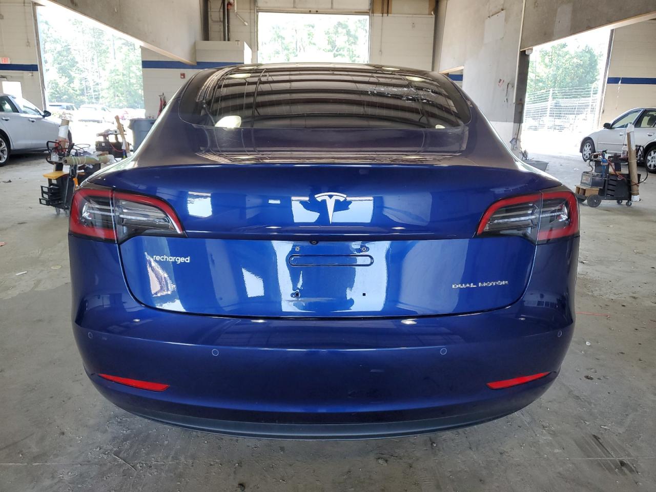 2018 Tesla Model 3 VIN: 5YJ3E1EB9JF135334 Lot: 63918045