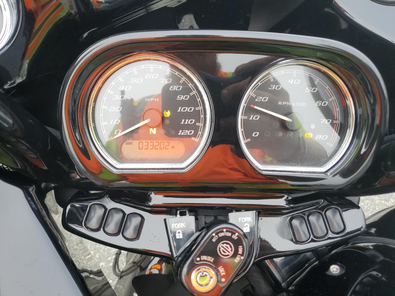 2020 Harley-Davidson Fltrxs VIN: 1HD1KTP19LB659247 Lot: 64286095