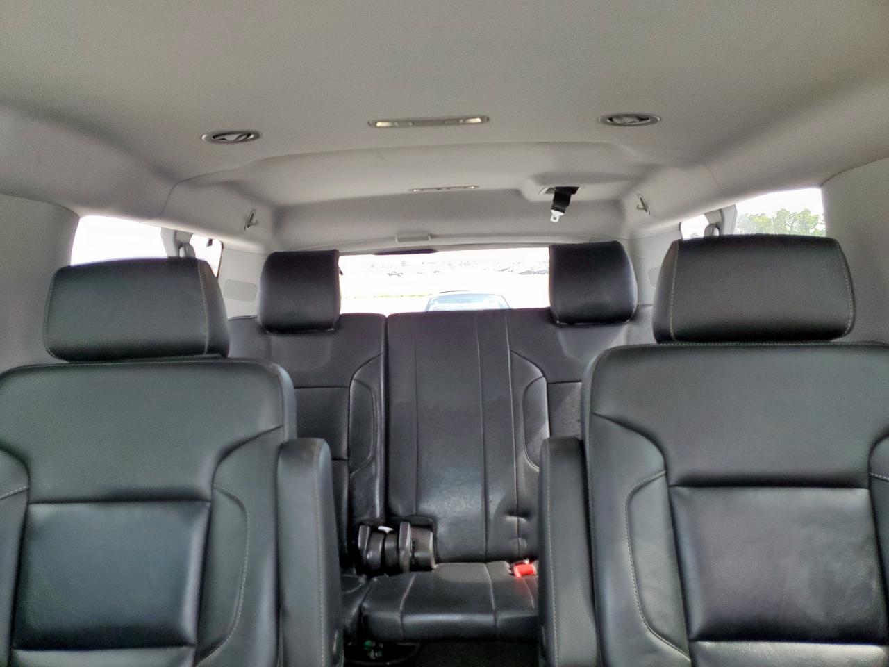 2017 Chevrolet Suburban C1500 Lt VIN: 1GNSCHKC5HR403007 Lot: 64304975