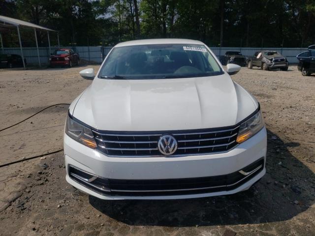  VOLKSWAGEN PASSAT 2017 Biały