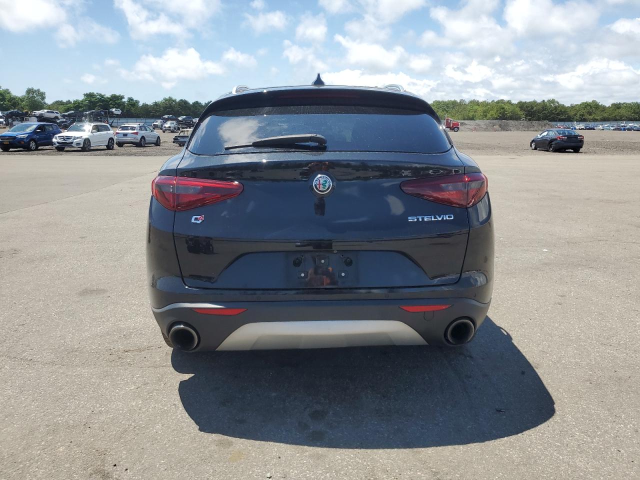 2018 Alfa Romeo Stelvio VIN: ZASFAKAN9J7B98154 Lot: 64700895