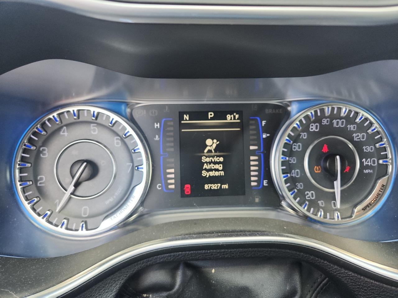 2016 Chrysler 200 Limited VIN: 1C3CCCAB2GN102407 Lot: 64501205
