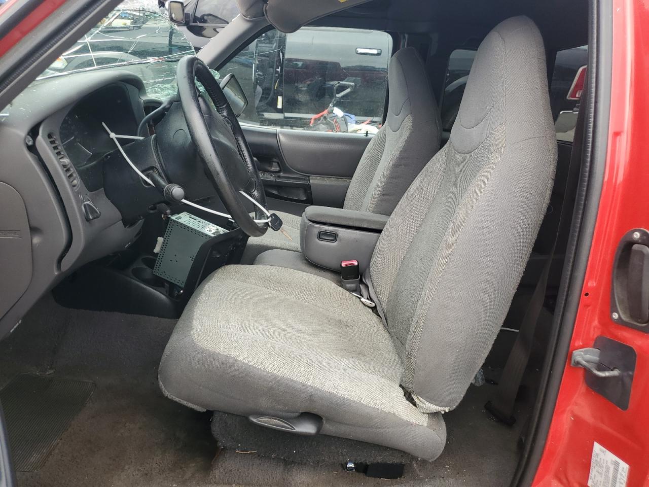 2000 Ford Ranger Super Cab VIN: 1FTZR15X4YTB44377 Lot: 63782525