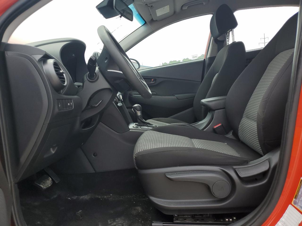 2020 Hyundai Kona Se VIN: KM8K12AA7LU507463 Lot: 63812445