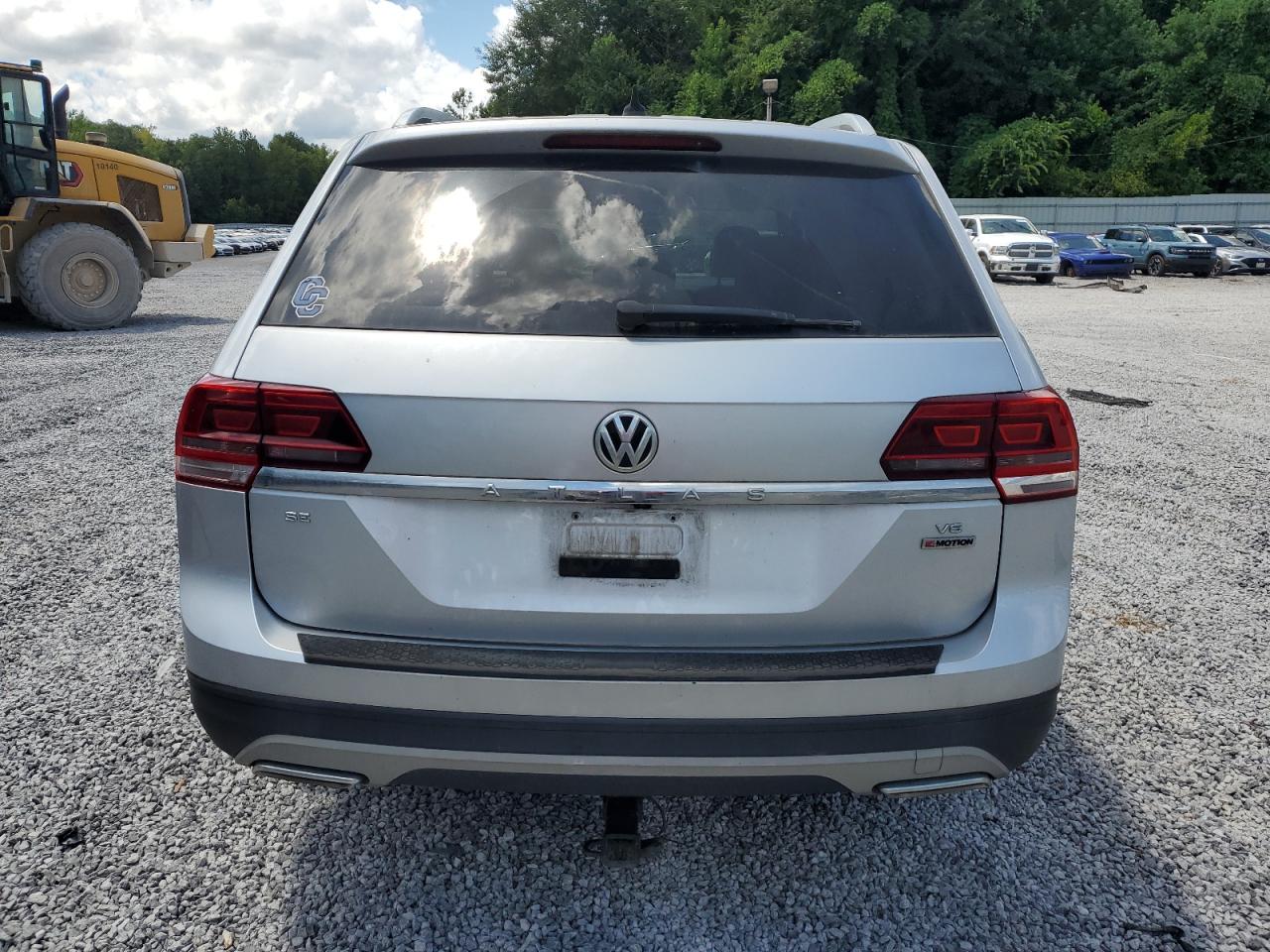 2018 Volkswagen Atlas Se VIN: 1V2KR2CA2JC545355 Lot: 62393765
