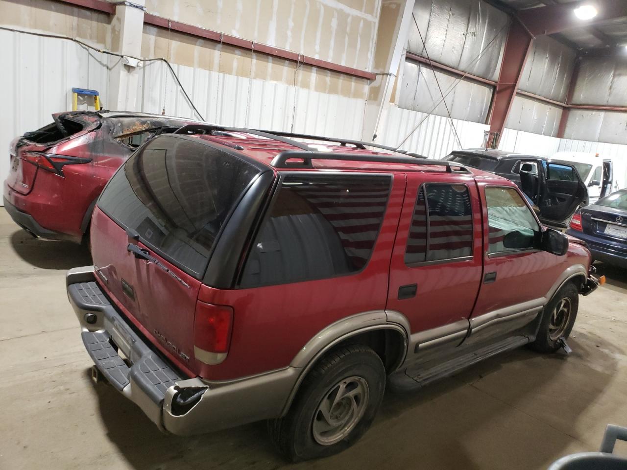 1gndt13w9y2286713 1GNDT13W9Y2286713 2000 Chevrolet Blazer