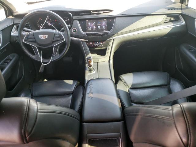 Parquets CADILLAC XT5 2017 Silver