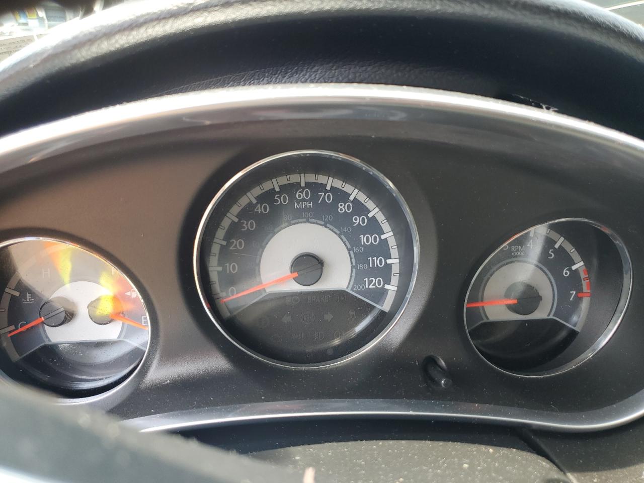 2011 Chrysler 200 Limited VIN: 1C3BC2FG3BN581715 Lot: 65690235