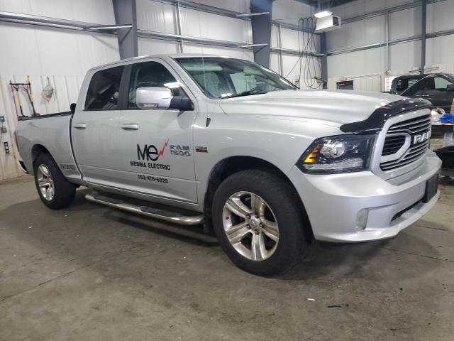  RAM 1500 2018 Srebrny