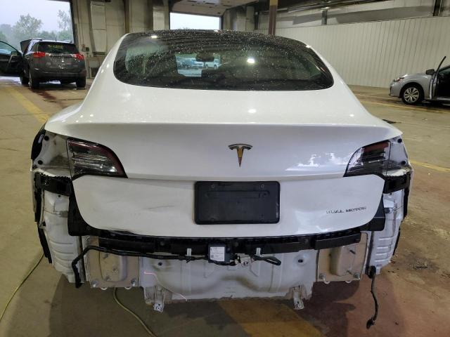  TESLA MODEL 3 2021 Biały