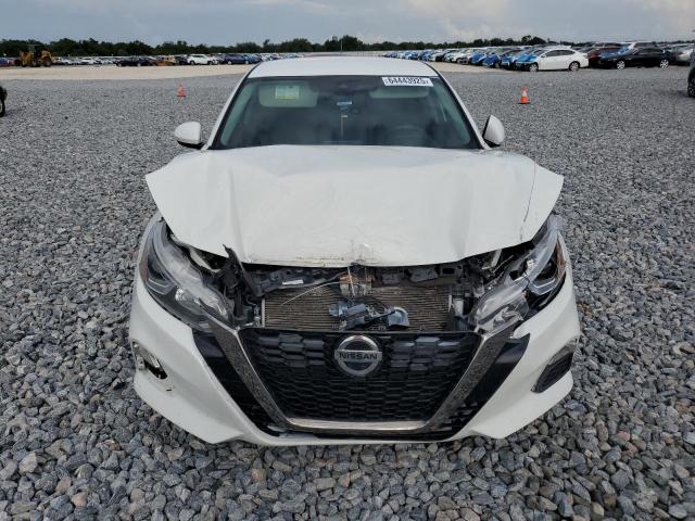  NISSAN ALTIMA 2021 Белы