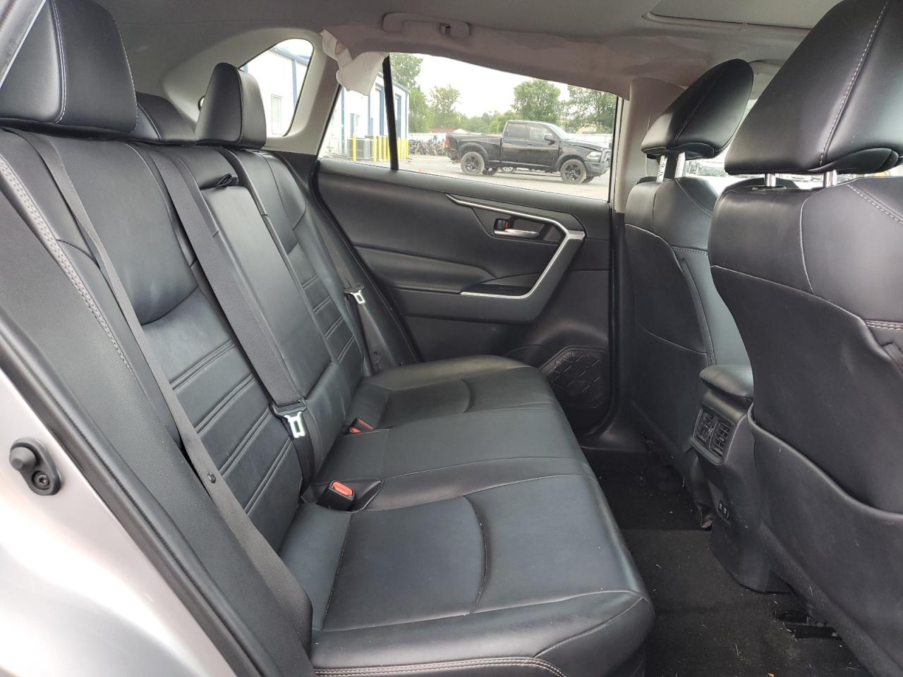 2021 Toyota Rav4 Xle Premium VIN: 4T3B6RFVXMU040232 Lot: 62662895
