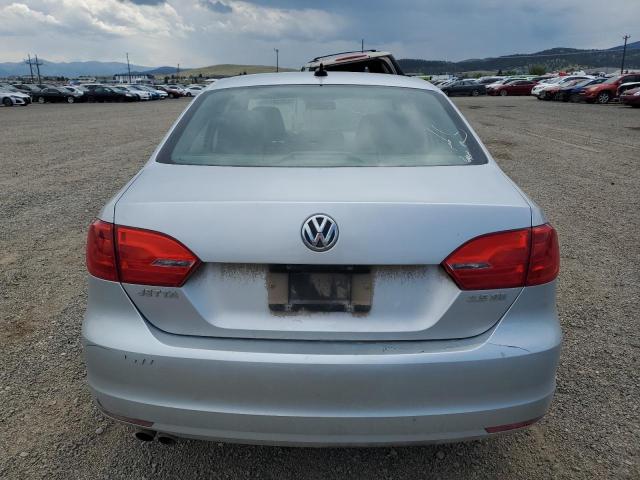  VOLKSWAGEN JETTA 2012 Srebrny