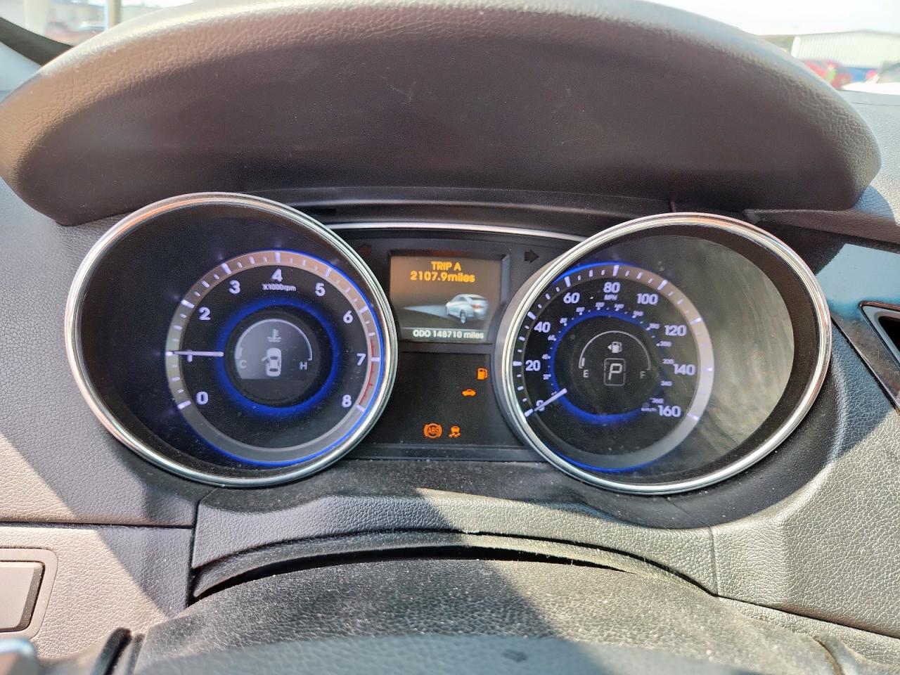 5NPEC4AB4EH846517 2014 Hyundai Sonata Se