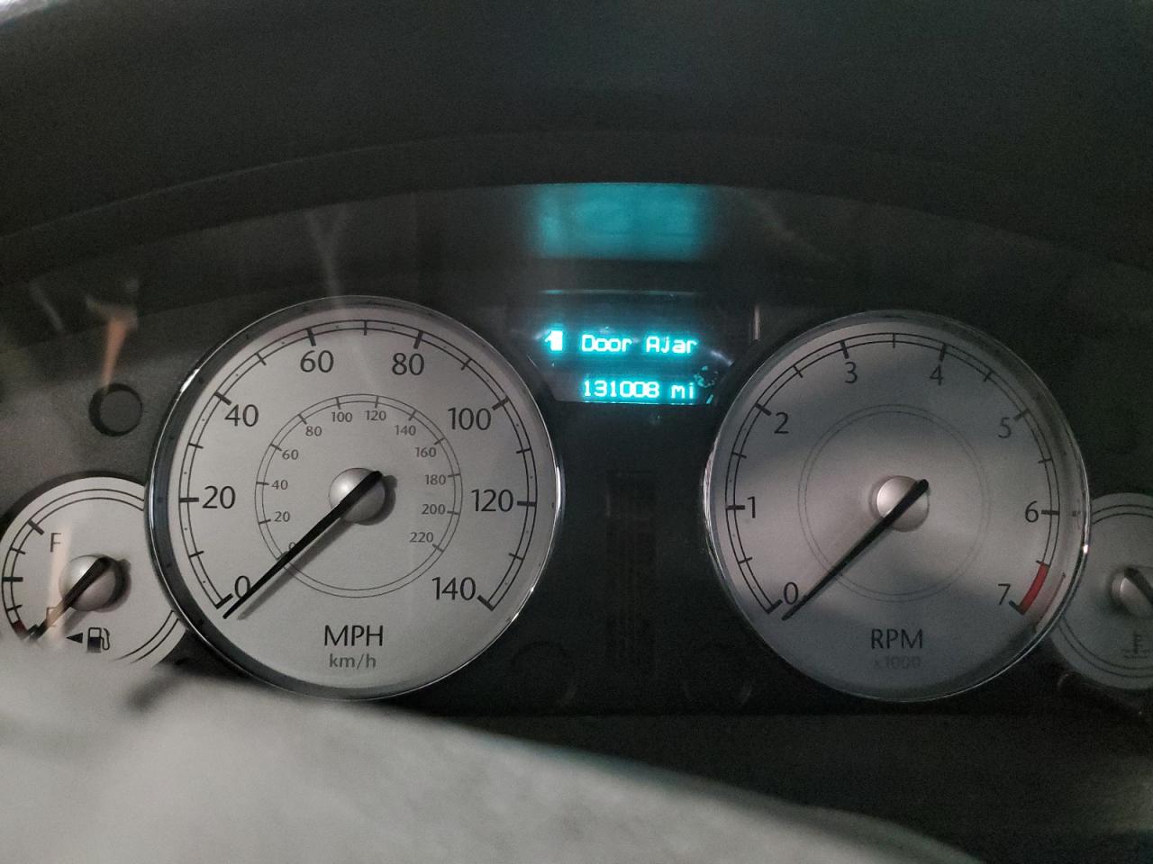 2005 Chrysler 300 Touring VIN: 2C3AA53G45H548209 Lot: 64294645