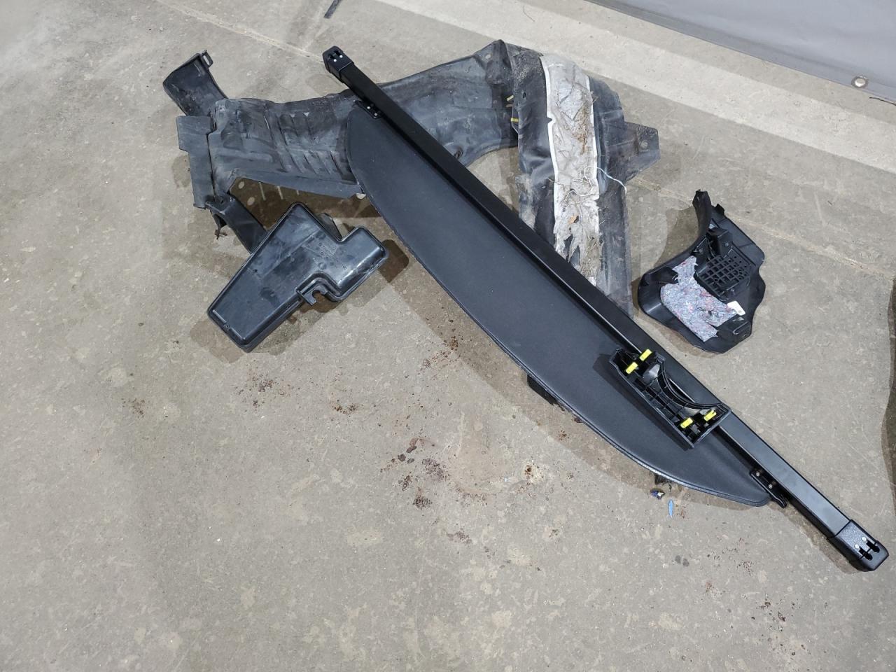 2017 Toyota Rav4 Le VIN: 2T3BFREV1HW687092 Lot: 66341395