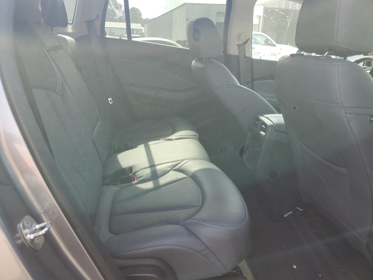 2020 Buick Envision Essence VIN: LRBFXCSAXLD213028 Lot: 63106245