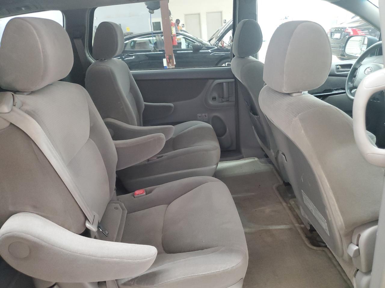 2005 Toyota Sienna Ce VIN: 5TDZA23CX5S326253 Lot: 64353045