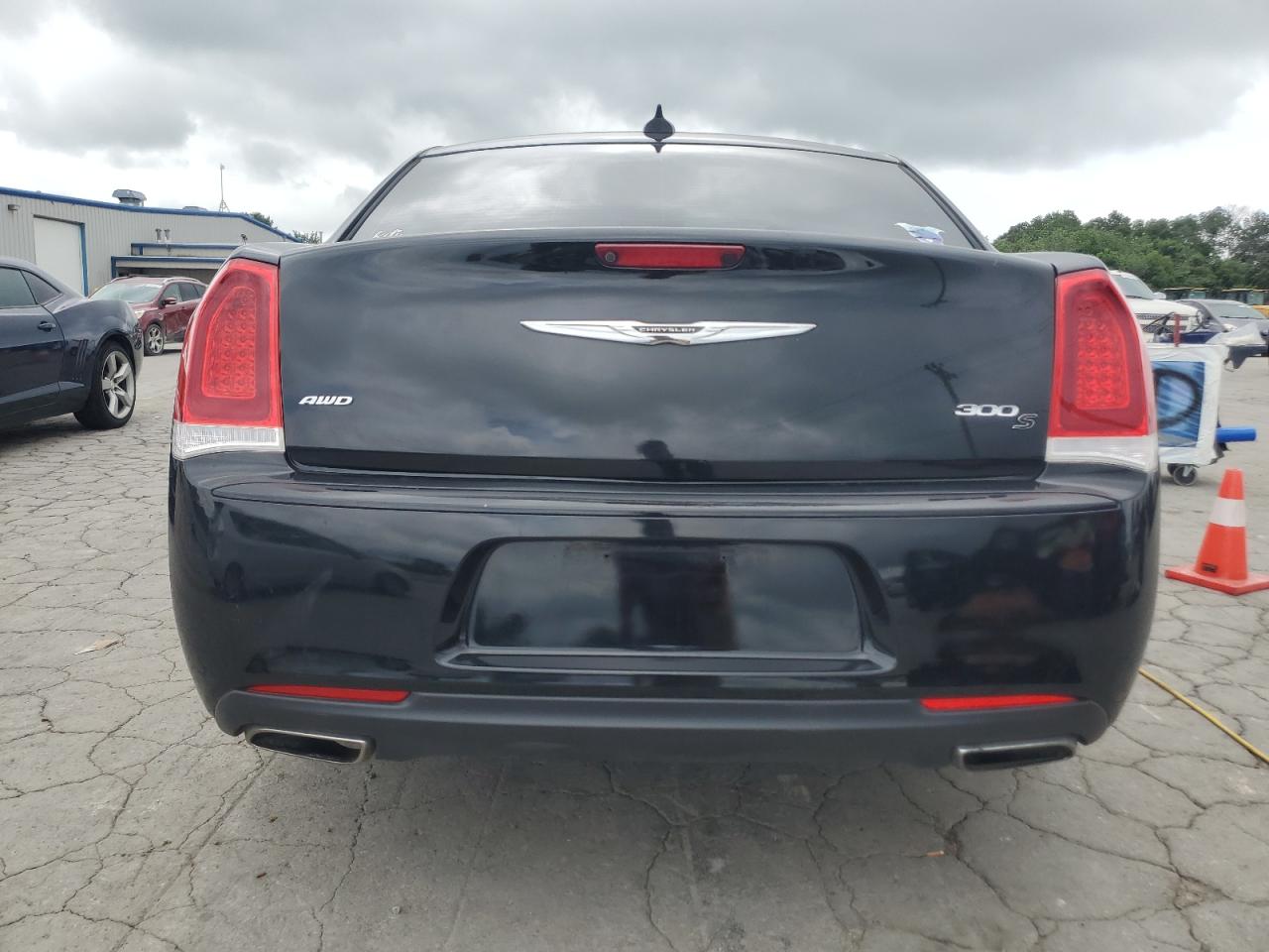 2C3CCAGG4GH253281 2016 Chrysler 300 S