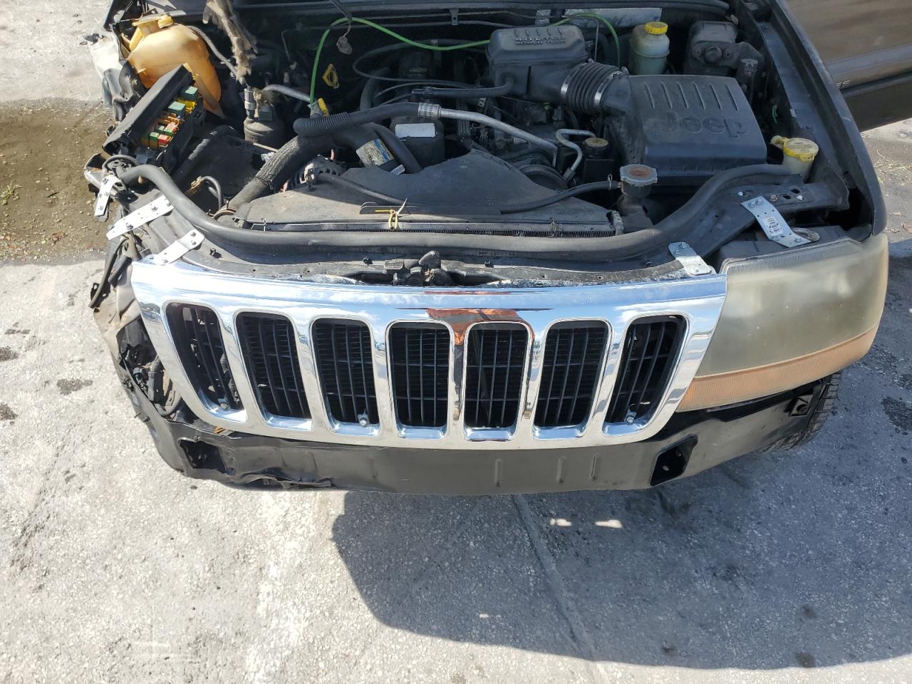 2000 Jeep Grand Cherokee Laredo VIN: 1J4G248S0YC275698 Lot: 64992755