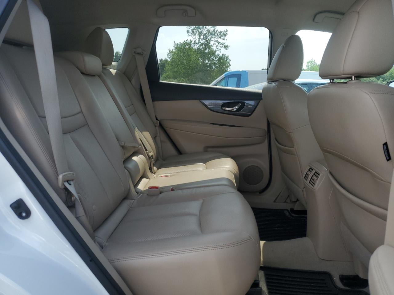 5N1AT2MV7FC831124 2015 Nissan Rogue S