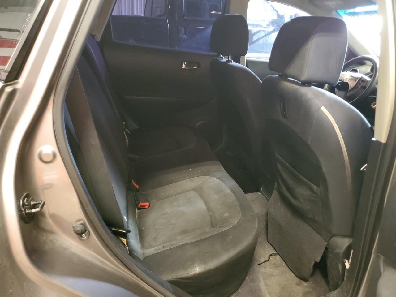 2009 Nissan Rogue S VIN: JN8AS58T49W051574 Lot: 64745235