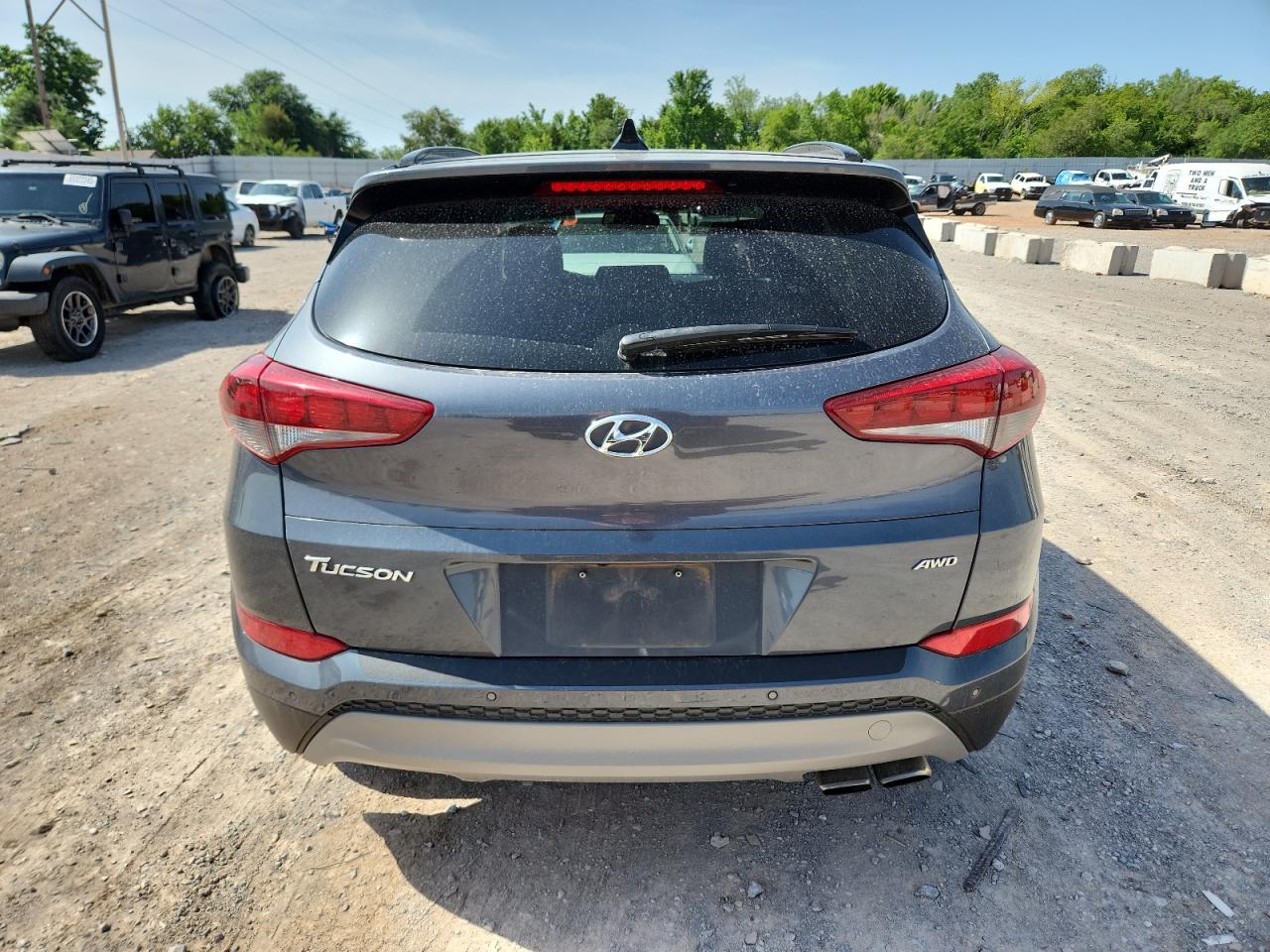 2018 Hyundai Tucson Value VIN: KM8J3CA28JU644817 Lot: 65055895