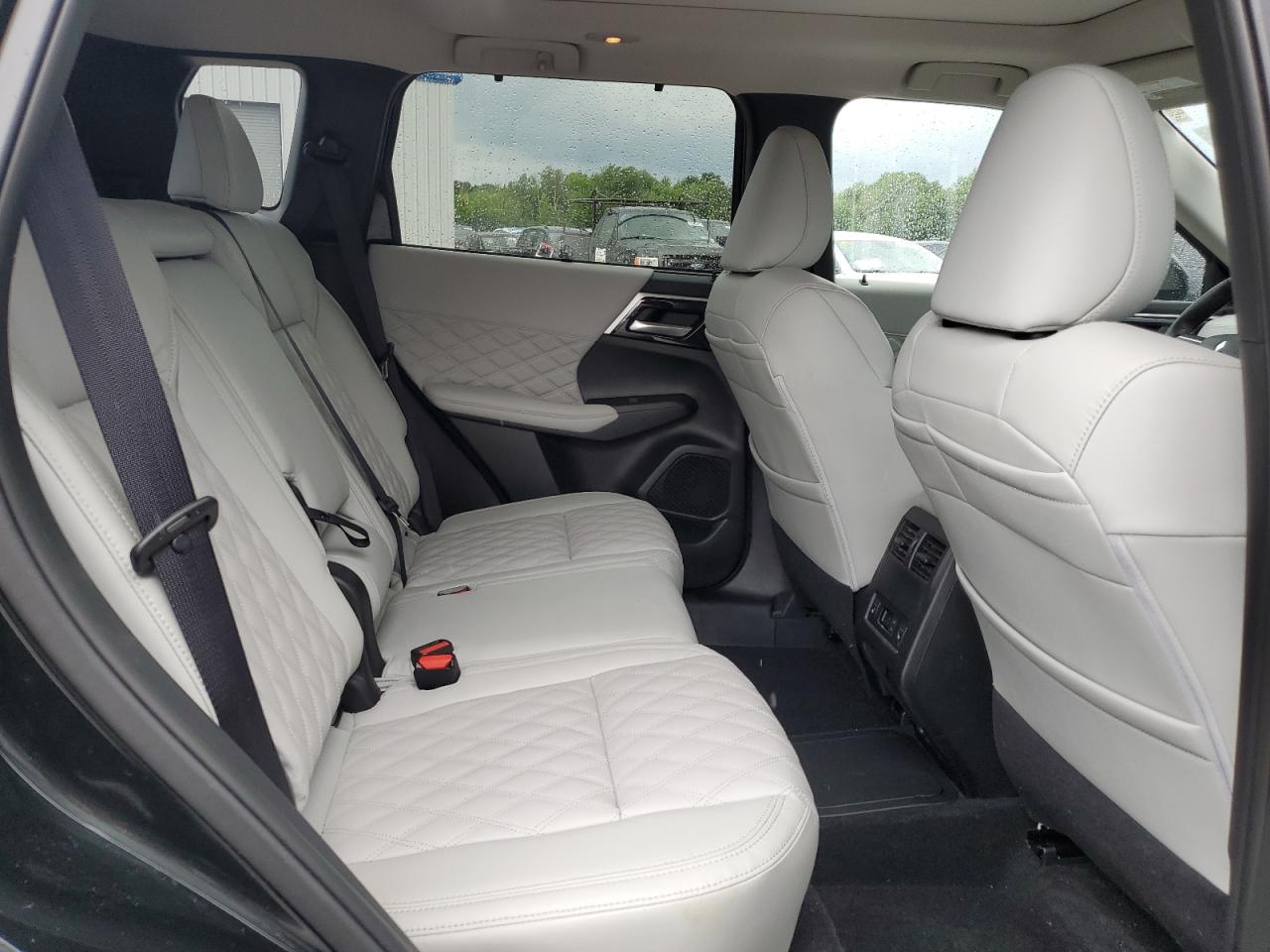 2024 Mitsubishi Outlander Sel VIN: JA4T5WA95RZ044707 Lot: 65263615