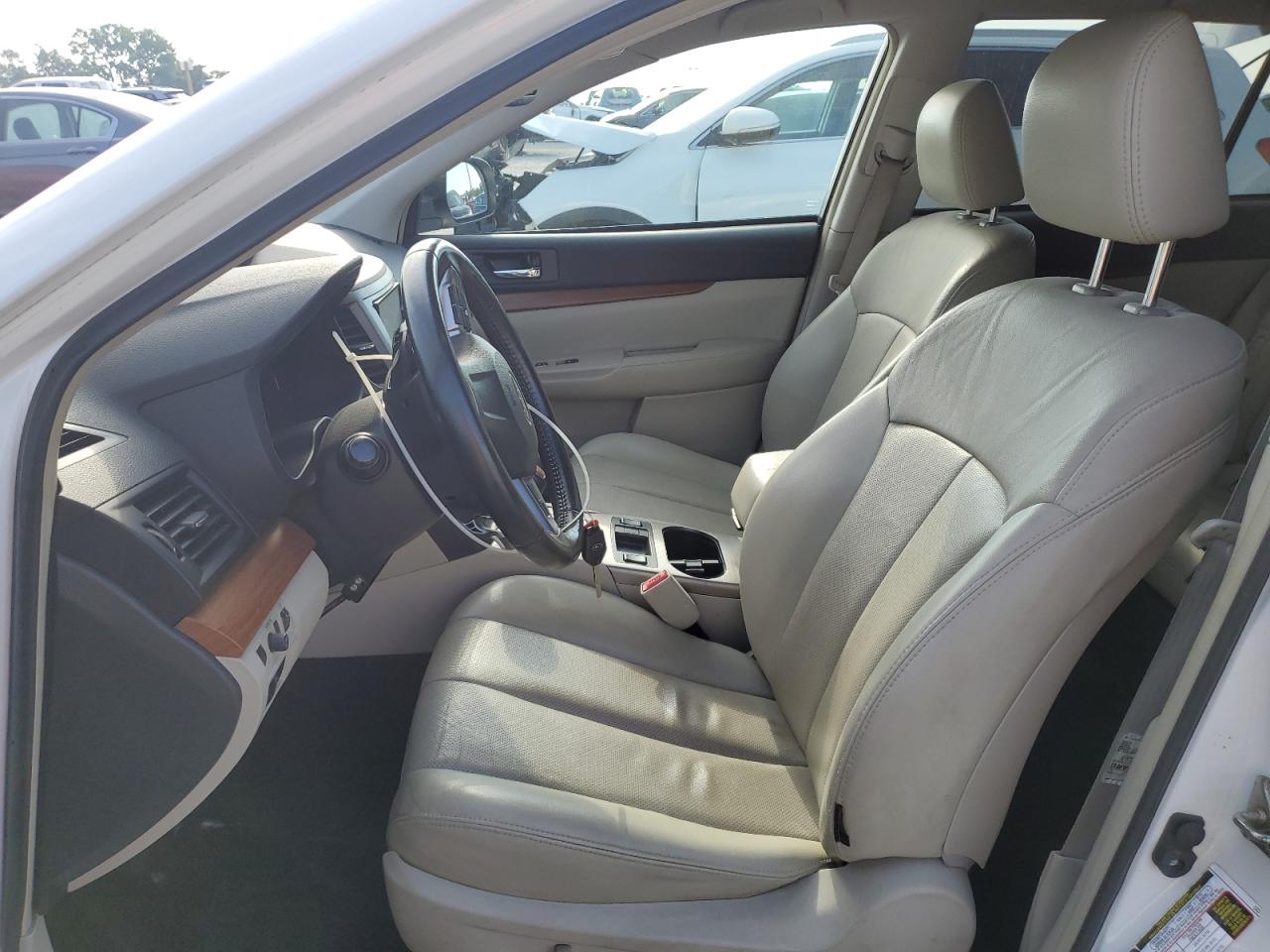 2013 Subaru Outback 2.5I Limited VIN: 4S4BRCJC9D3231049 Lot: 63805655