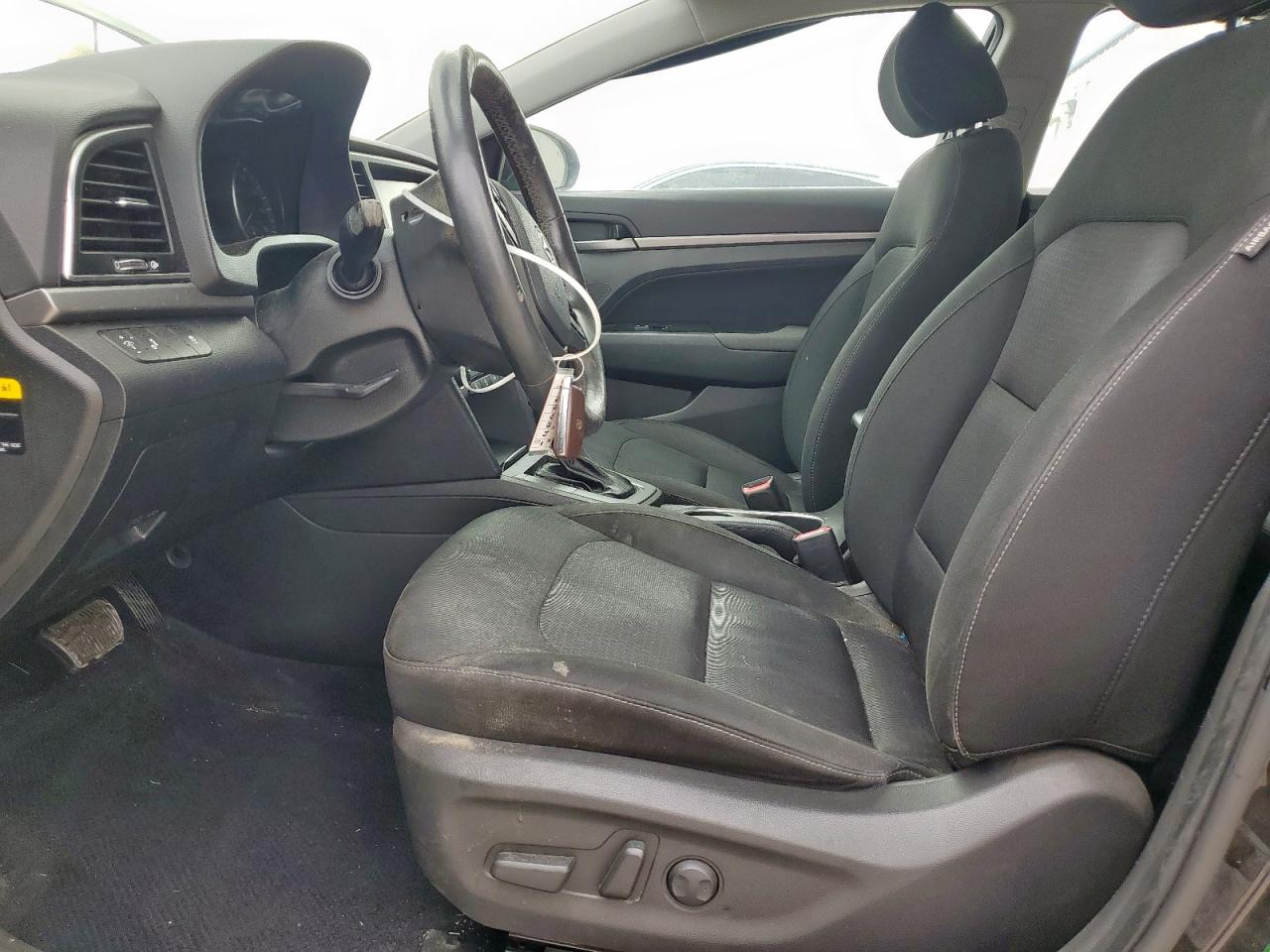 2017 Hyundai Elantra Se VIN: KMHD84LF2HU316923 Lot: 63271625