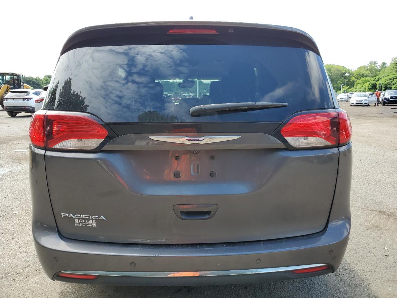 2019 Chrysler Pacifica Touring L VIN: 2C4RC1BG7KR576854 Lot: 64235755