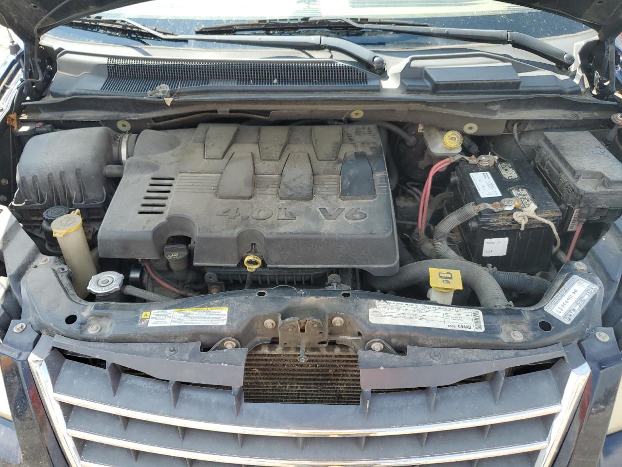 2010 Chrysler Town & Country Limited VIN: 2A4RR6DX6AR184739 Lot: 64716295
