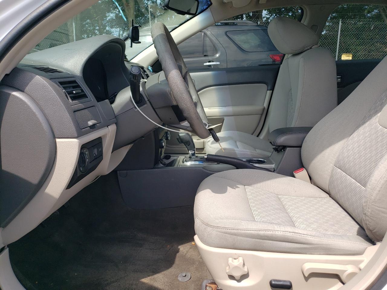 2010 Ford Fusion Se VIN: 3FAHP0HA6AR399998 Lot: 64939595