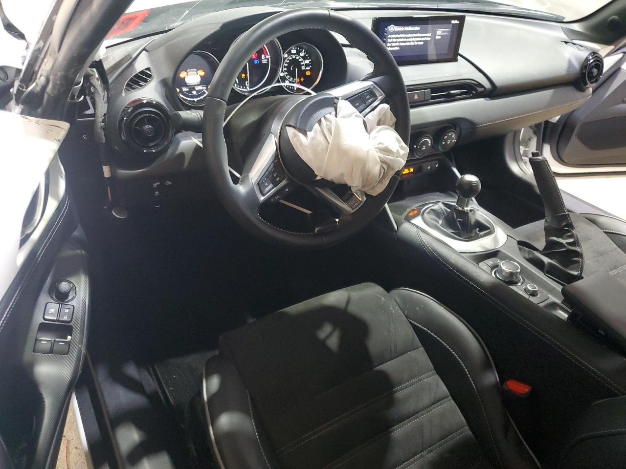 2024 Mazda Mx-5 Miata Club VIN: JM1NDAC74R0608335 Lot: 64059535