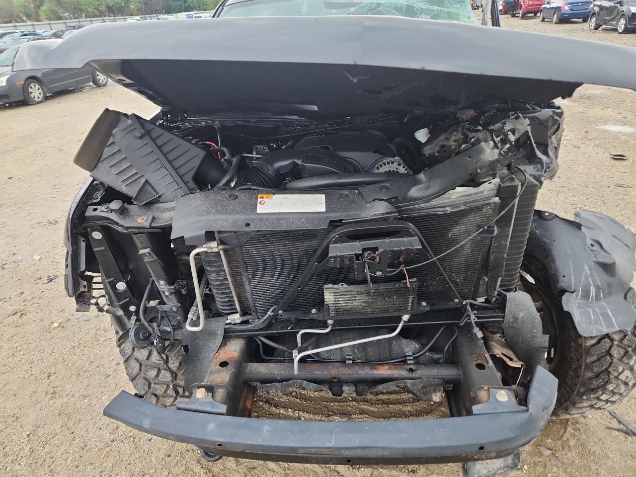 2013 Chevrolet Tahoe K1500 Lt VIN: 1GNSKBE01DR242327 Lot: 64291455