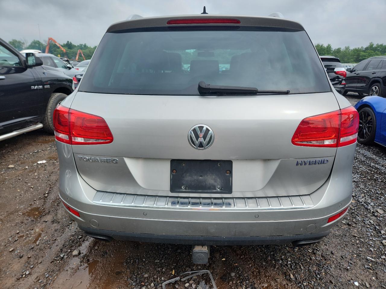2011 Volkswagen Touareg Hybrid VIN: WVGFG9BP3BD003163 Lot: 63349305
